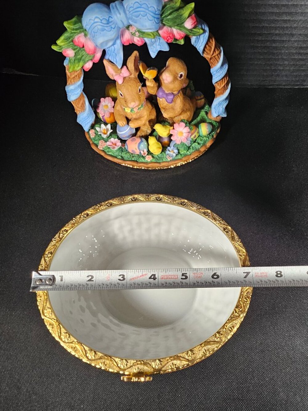 CWC Beautiful Detailed Porcelain Lidded Easter Basket With Gold Accent - Picture 12 of 15